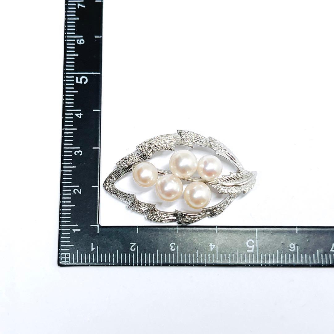 MIKIMOTO pearl necklace top featuring 6.2-6.8mm pearls on silver material shown on white background