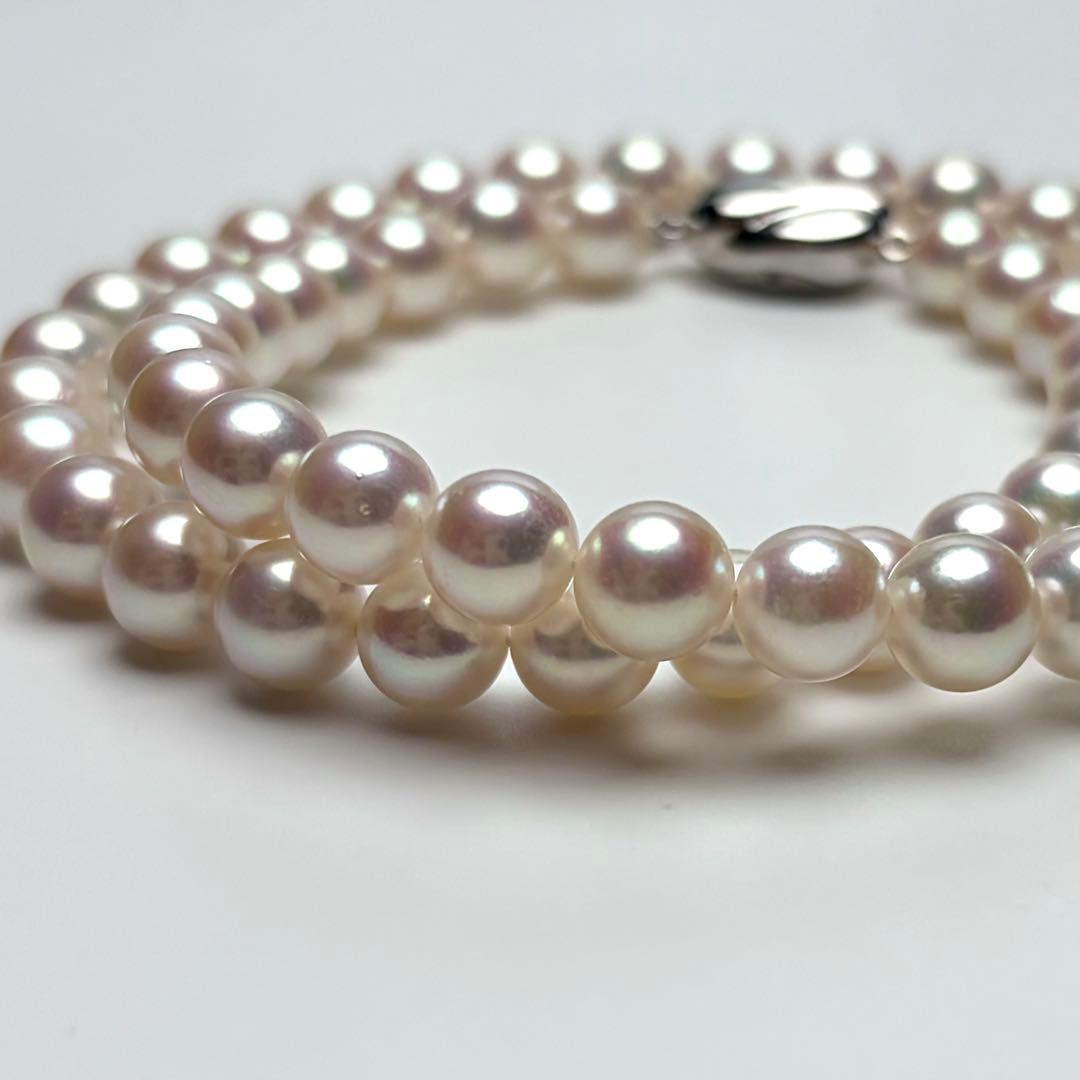 Aurora Rosé Akoya Pearl Necklace with 8.0mm large white pearls and silver clasp, 42cm length