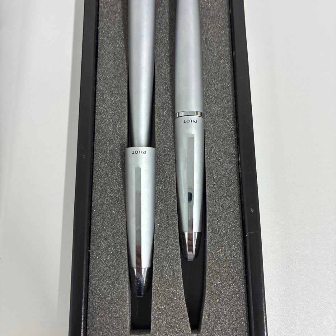 PILOT silver fountain pen and ballpoint pen set showing both pens side by side