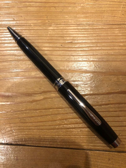 Cross Coventry ballpoint pen in black plastic with a single color design, 14 cm long