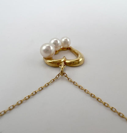 Mikimoto K18 yellow gold Akoya pearl heart pendant necklace with 40cm chain, weighing 3.03 grams