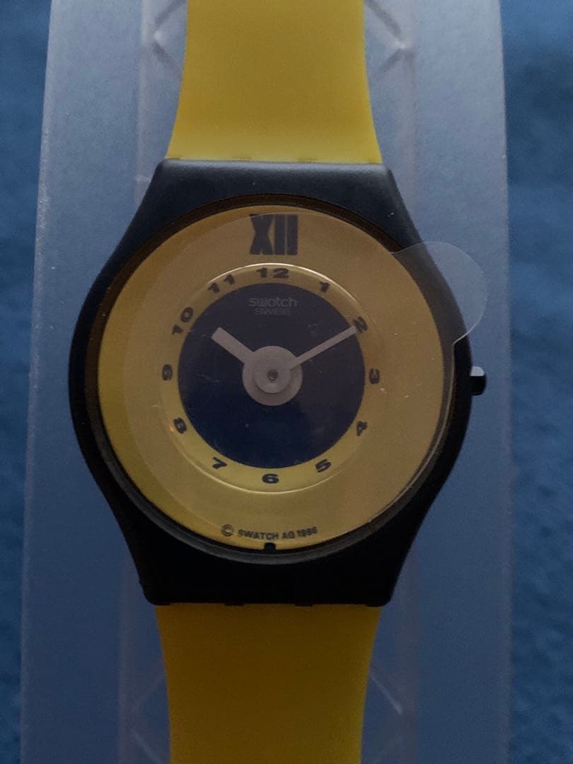 swatch SKIN 1st model イエロー Quartz Men's — Japanese