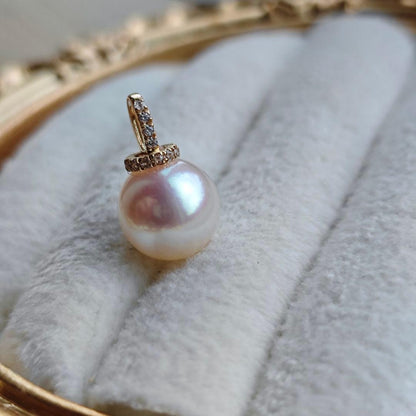 King Akoya white Hanadama pearl pendant set in K18 gold on a 45cm 316L chain handmade by Rinrin