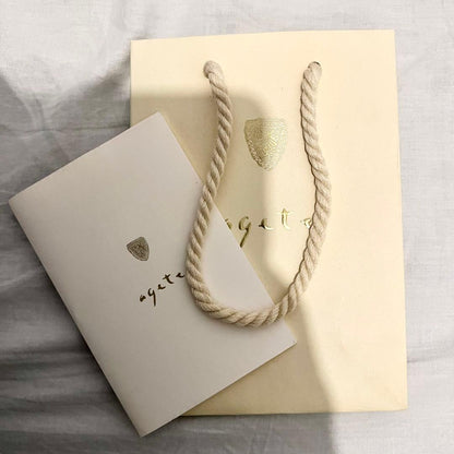 Agete Necklace with 19.5 cm length featuring a 1 cm stone and 1.3 cm decorative pendant