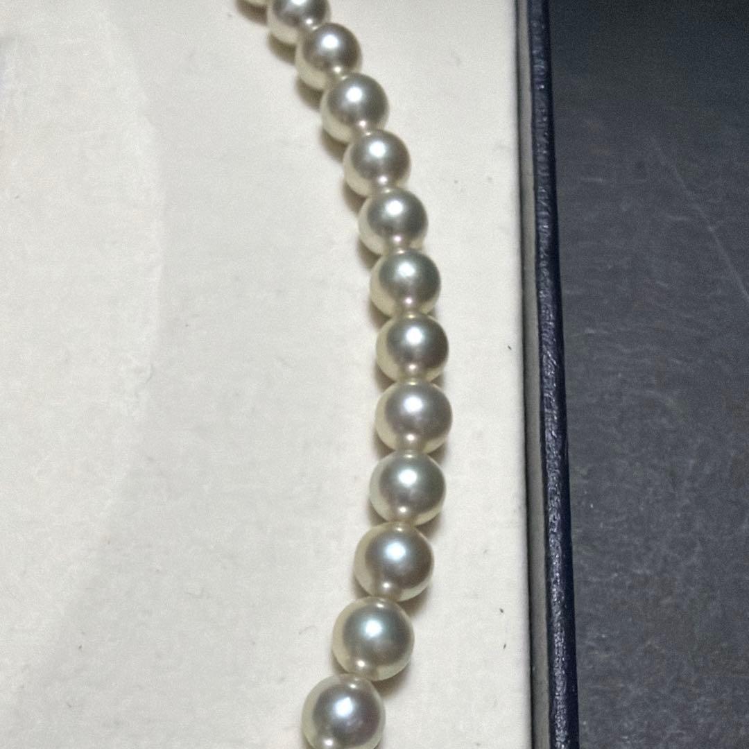 TASAKI Akoya Pearl Necklace with 7.5mm pearls, 42 cm length, displayed on white background