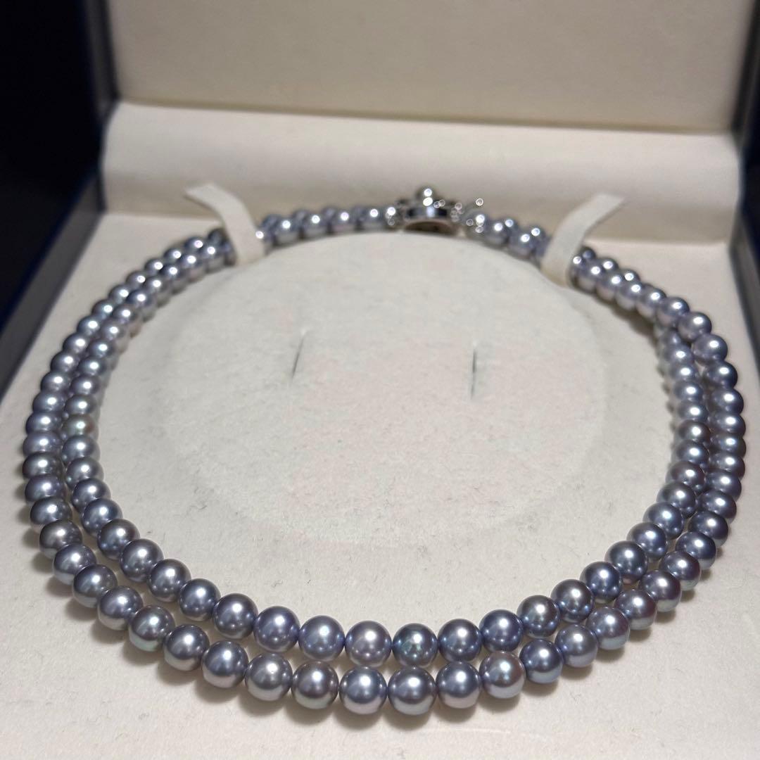 2-row Tasaki Akoya pearl necklace featuring blue gray pearls 6.5-7.0mm with strong luster and 84cm length