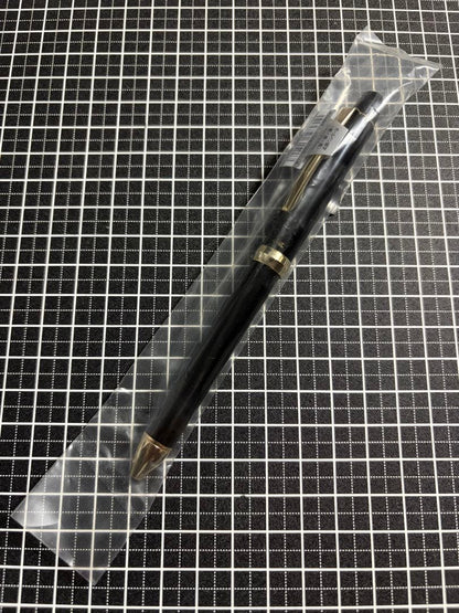 PILOT RiDGE 3+1 multi-functional pen in gloss black showing ballpoint and 0.5mm sharp features