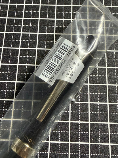 PILOT RiDGE 3+1 multi-functional pen in gloss black showing ballpoint and 0.5mm sharp features