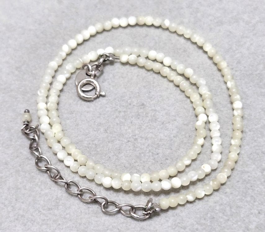 Agete Pearl Silver Necklace 42733 with 41cm length, featuring pearls on a silver chain, shown against white background