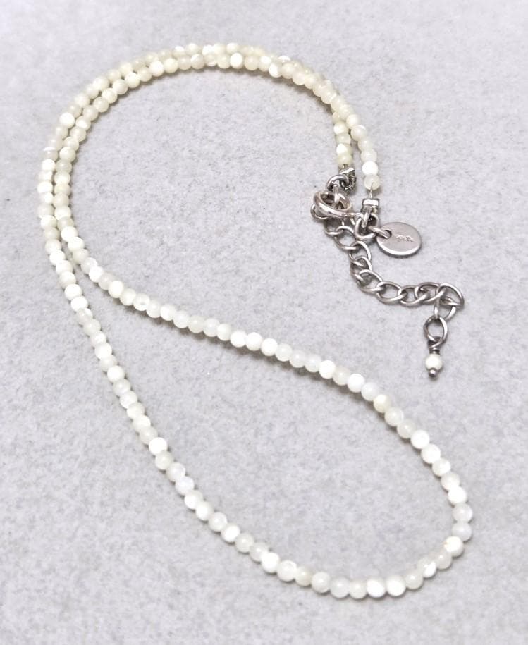 Agete Pearl Silver Necklace 42733 with 41cm length, featuring pearls on a silver chain, shown against white background