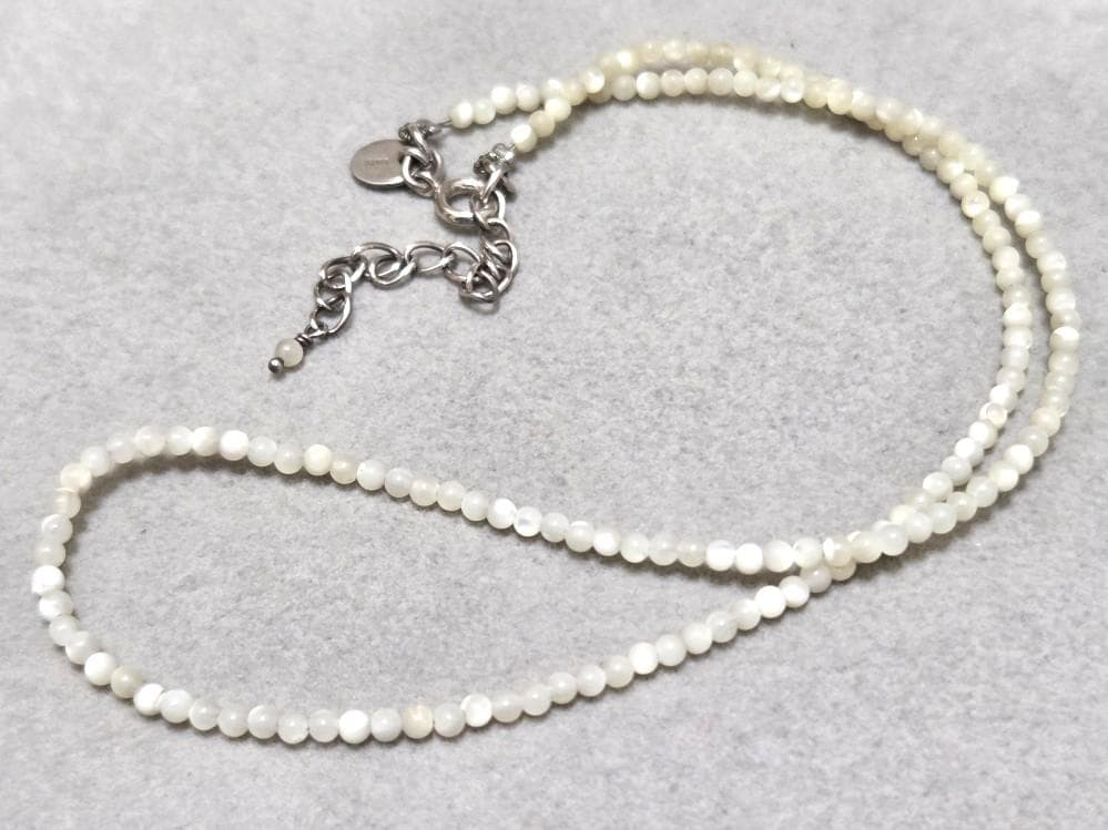 Agete Pearl Silver Necklace 42733 with 41cm length, featuring pearls on a silver chain, shown against white background