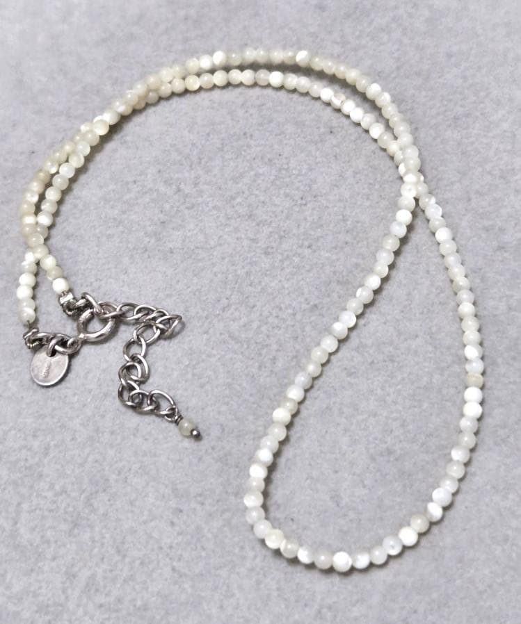 Agete Pearl Silver Necklace 42733 with 41cm length, featuring pearls on a silver chain, shown against white background