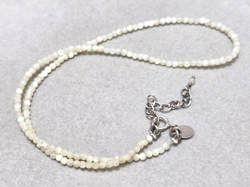 Agete Pearl Silver Necklace 42733 with 41cm length, featuring pearls on a silver chain, shown against white background