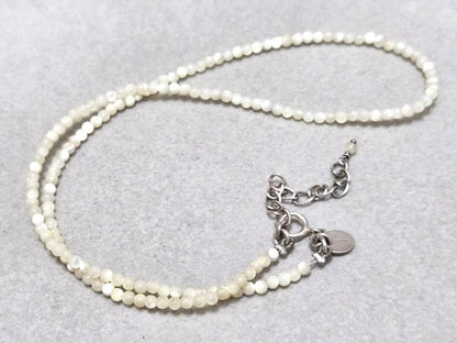 Agete Pearl Silver Necklace 42733 with 41cm length, featuring pearls on a silver chain, shown against white background