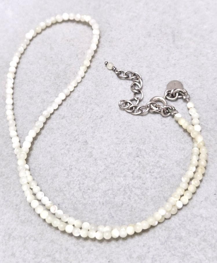 Agete Pearl Silver Necklace 42733 with 41cm length, featuring pearls on a silver chain, shown against white background