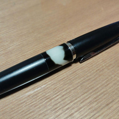 Kakuna Pilot Cocoon 0.5mm mechanical pencil with black marble pattern and resin body