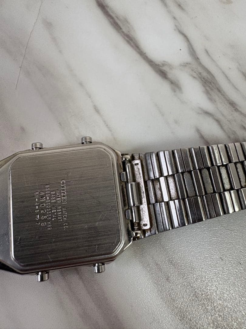 Citizen 99s-2000s Anadigi Temp Digital Men's Watch — Japanese