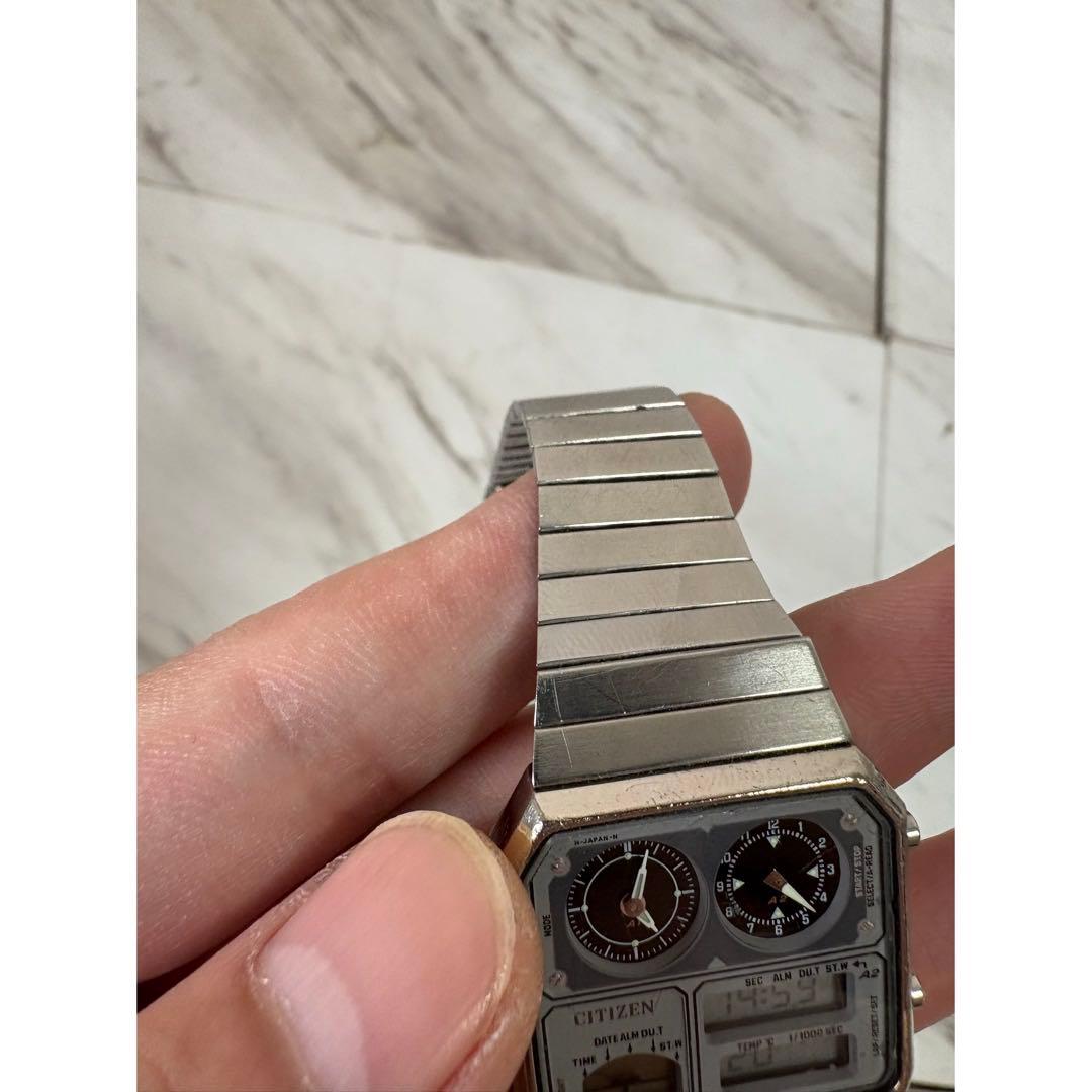 Citizen 99s-2000s Anadigi Temp Digital Men's Watch — Japanese