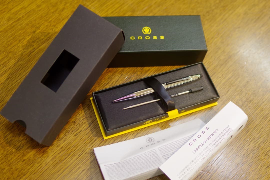 Kuro Cross Classic Century ballpoint pen in chrome with metal body and smooth oil-based ink