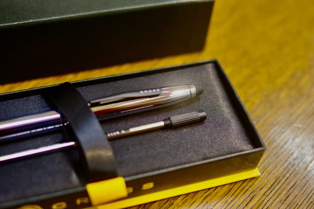 Kuro Cross Classic Century ballpoint pen in chrome with metal body and smooth oil-based ink