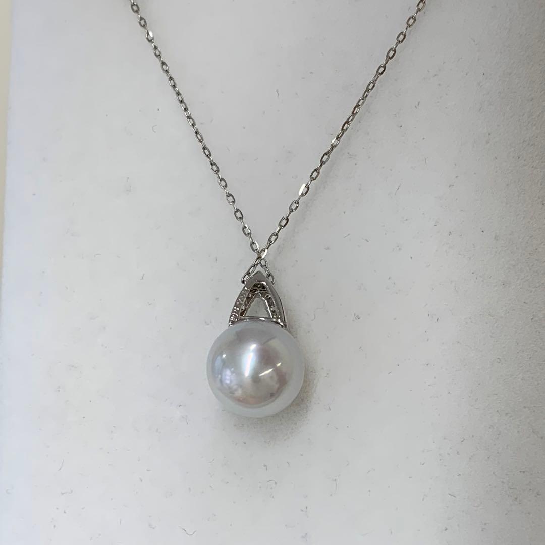 Rare unbleached Akoya pearl necklace with natural blue 8-8.5mm pearls and platinum chain with diamond engraving