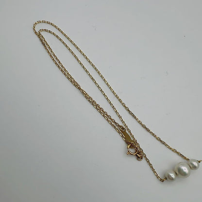MIKIMOTO K18 necklace with 4.3 to 6.1 mm pearls, 38 cm length, displayed on white background