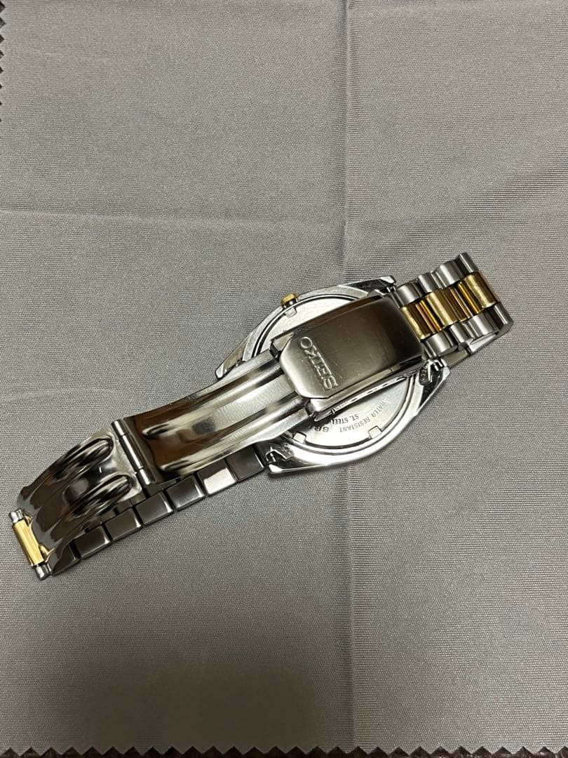 SEIKO 7N43-8111 Quartz Men's Watch — Japanese