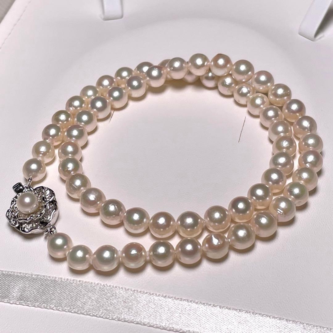 Akoya pearl necklace with 6.4-6.8mm round white pearls on silver chain 44cm length