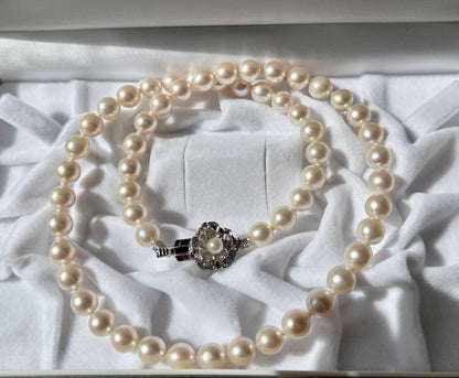 Kuro Japanese Akoya pearl necklace with 7-7.5mm round to semi-round pearls on a 44cm silver chain