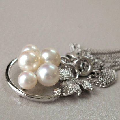 Mikimoto Silver 925 necklace featuring 5-7mm Akoya pearls arranged in a grape motif with 24cm chain