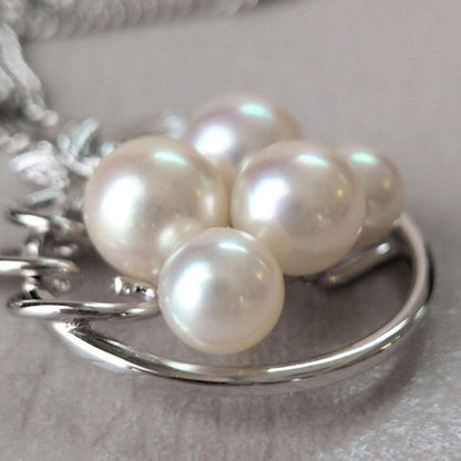 Mikimoto Silver 925 necklace featuring 5-7mm Akoya pearls arranged in a grape motif with 24cm chain