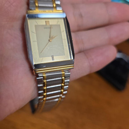 SEIKO SQUARE GOLD SILVER Quartz Men's Watch — Japanese