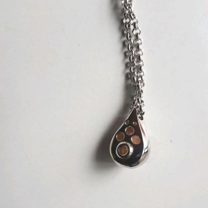 Perrita Mikimoto Disney Collaboration necklace with 39cm silver chain and light pink and purple freshwater pearls