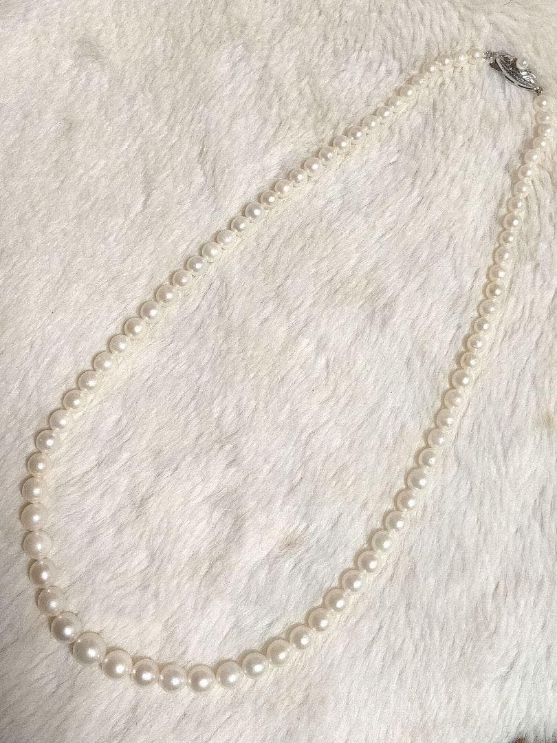 C Akoya pearl gradient necklace with silver chain and 3.8 to 7.2mm baby pearls, 44cm length