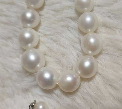 C Akoya pearl gradient necklace with silver chain and 3.8 to 7.2mm baby pearls, 44cm length