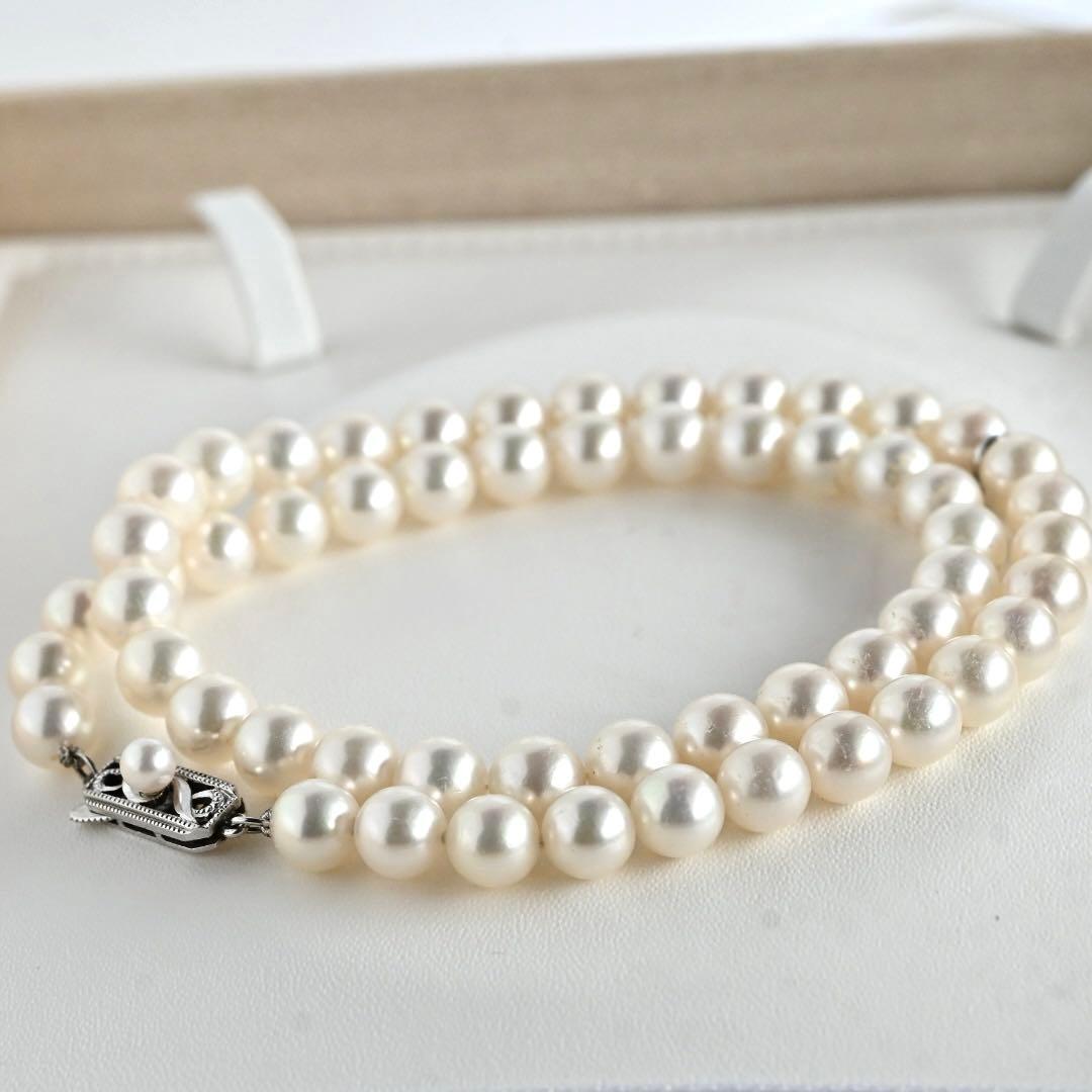 Highest grade Mikimoto M Charm large round Akoya pearl necklace with 42 cm length and K14 white gold clasp