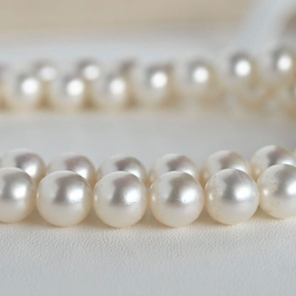 Highest grade Mikimoto M Charm large round Akoya pearl necklace with 42 cm length and K14 white gold clasp