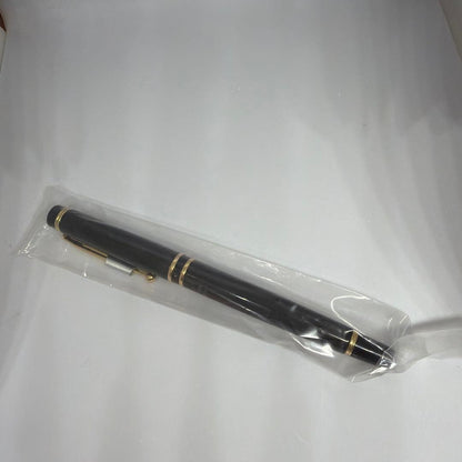 PILOT FG-1MR-BF black fountain pen with fine tip and gold-colored ring on cap