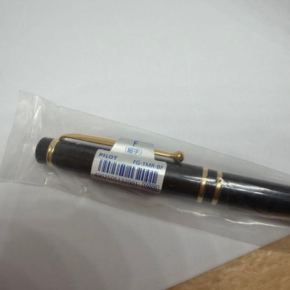 PILOT FG-1MR-BF black fountain pen with fine tip and gold-colored ring on cap