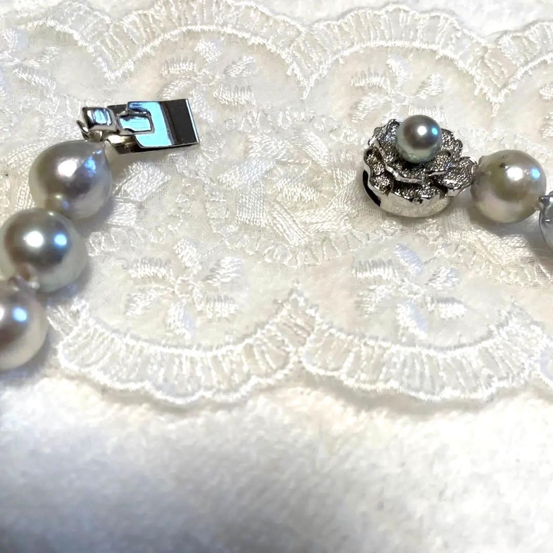 High-quality Akoya baroque pearl in blue-gray color measuring 9.5 to 9 mm with certificate