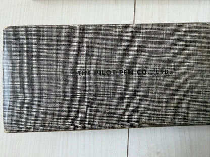 Pilot fountain pen and mechanical pencil set F-B with original box, showing slight aging and gold faded cap