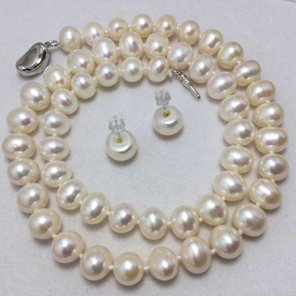 Freshwater pearl necklace and matching pearl earrings set for formal occasions