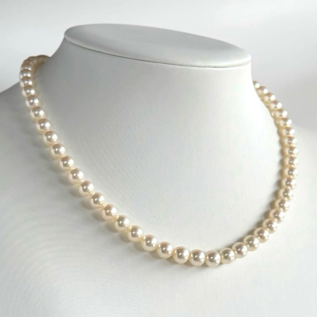 Kuro Pearl Necklace featuring 6.0-6.5mm Akoya pearls and 38cm length with Hana highest grade pearls