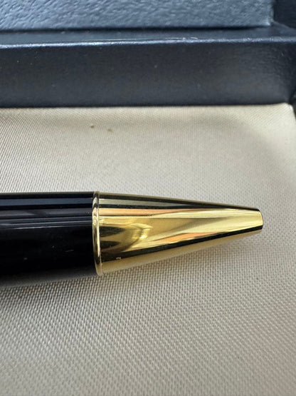 PILOT Lucina black ballpoint pen made of plastic and metal with a dedicated black case