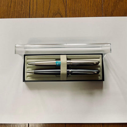 Kakuna Pilot Cocoon mechanical pencil and ballpoint pen set with metal body in single color