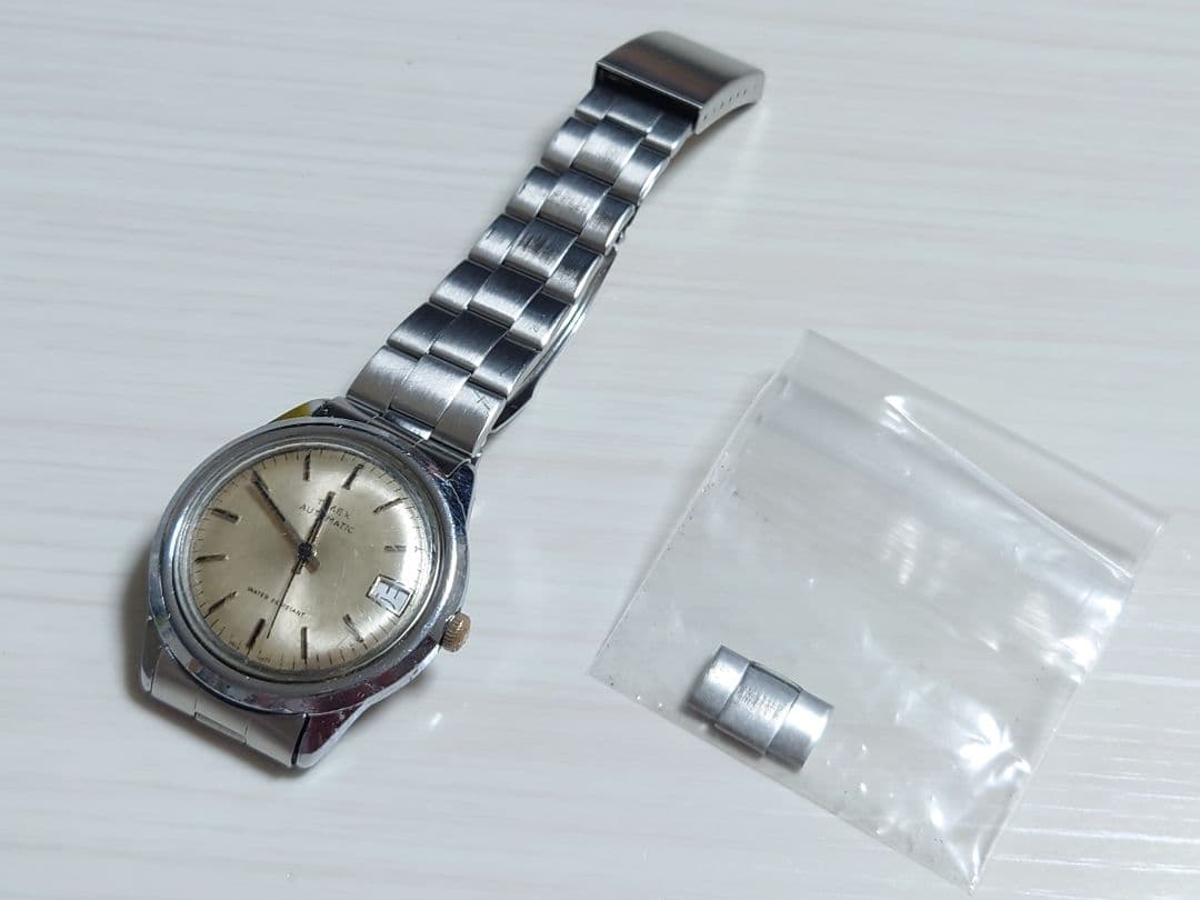 TIMEX 70s Automatic Men's Watch — Japanese