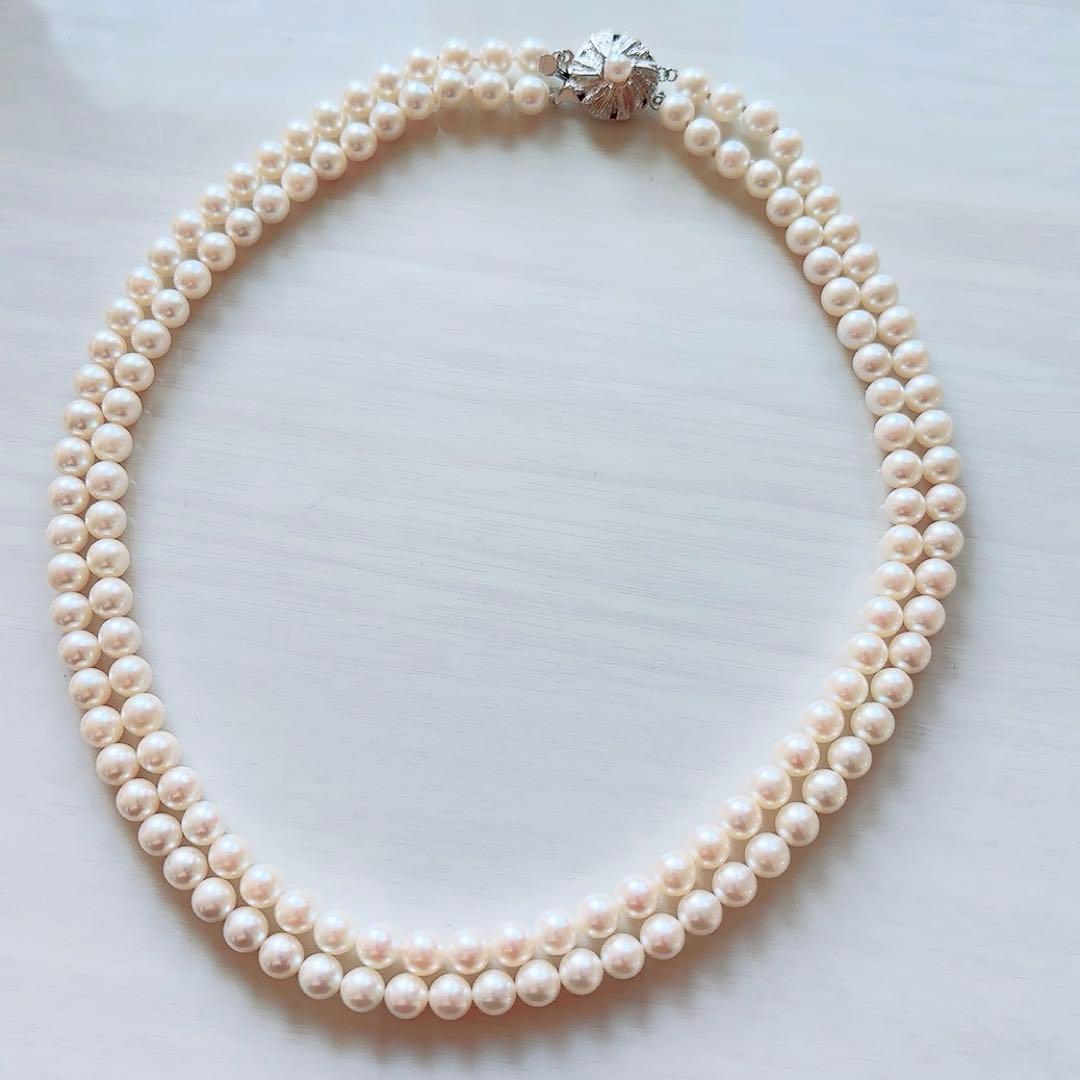 Honmono Pearls two-strand necklace featuring 6mm round white pearls on a 42.5 cm length strand