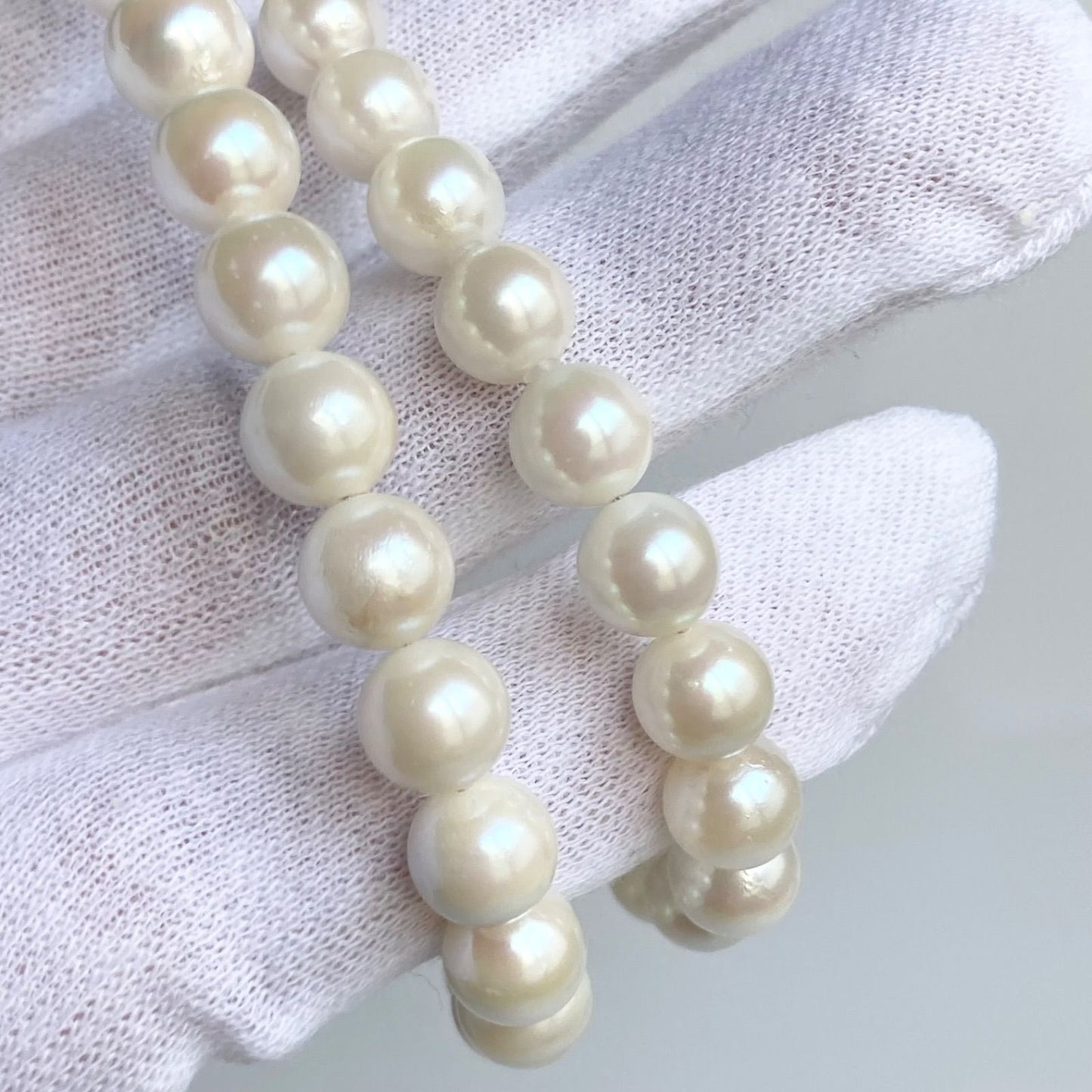 Akoya Pearl Necklace with white round pearls 7.0-7.5mm and silver clasp, 43cm length