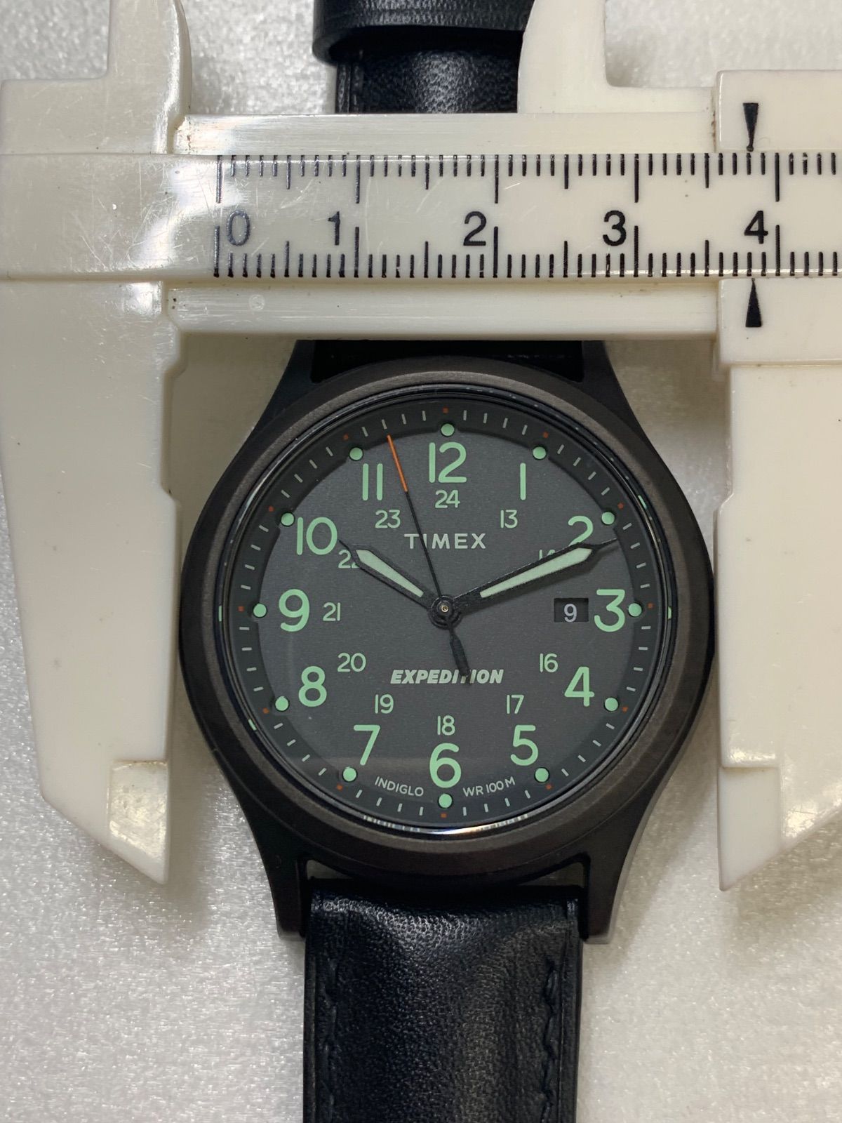 TIMEX TW2V07200 Quartz Men's Watch — Japanese
