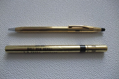 CROSS Ballpoint Pen 2 Types Set featuring gold plated and steel pens with included ink refills